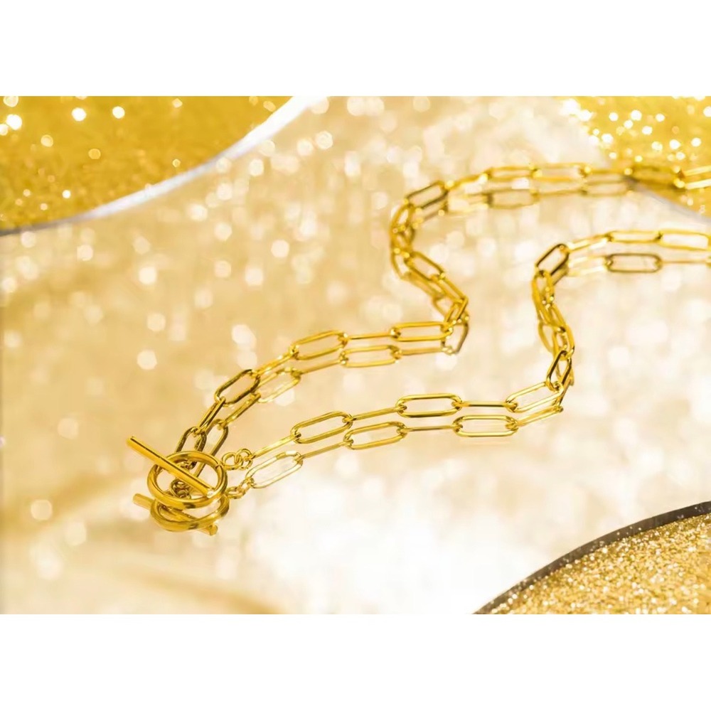Gold Paperclip Chain Toggle Necklace Minimalist Link Layering Jewelry - Picture 4 of 6